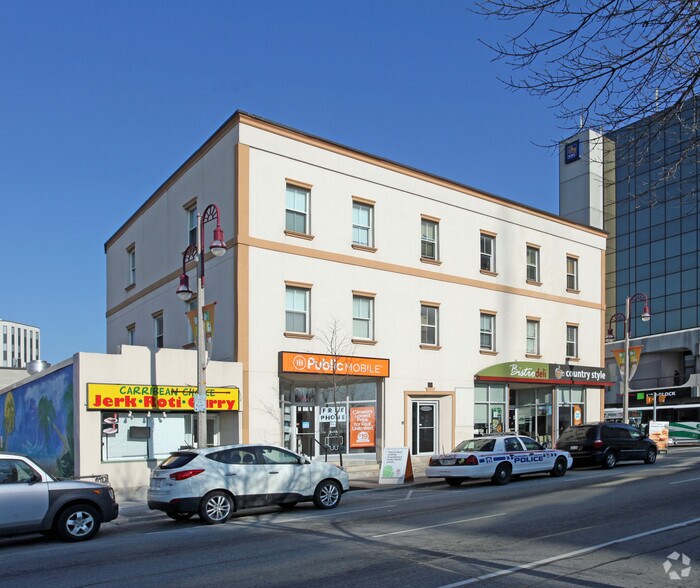 62-68 King St W, Oshawa, ON à louer - Photo de l’immeuble – Image 2 sur 16