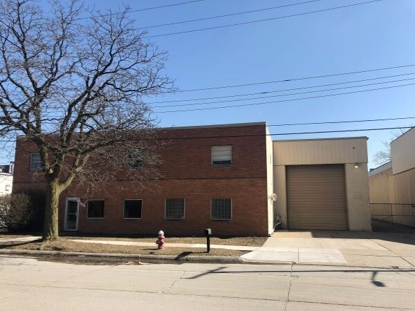 21810 Schmeman Ave, Warren, MI à vendre - Photo principale – Image 1 sur 1