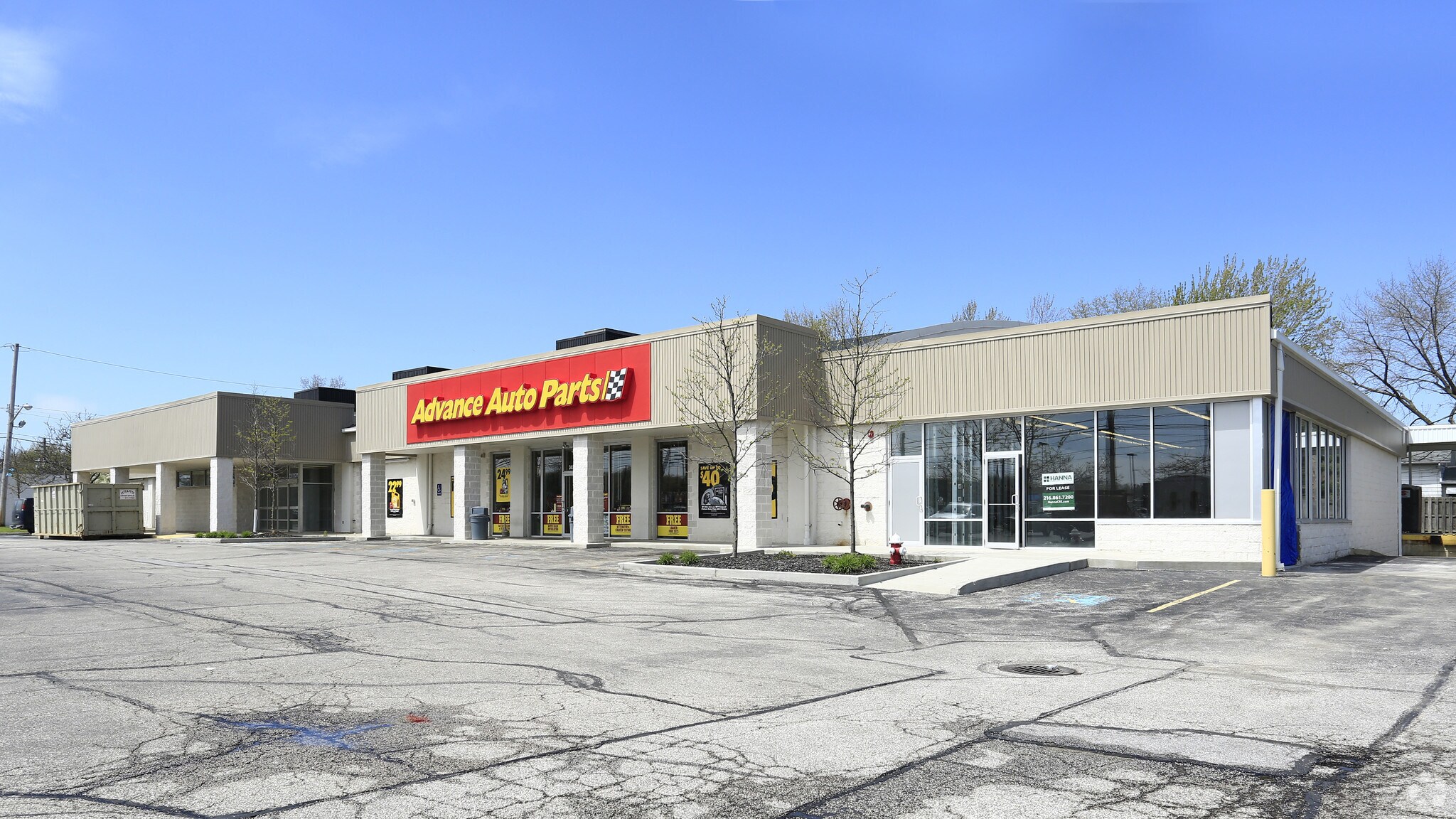 34225 Vine St, Eastlake, OH à vendre Photo principale– Image 1 sur 10