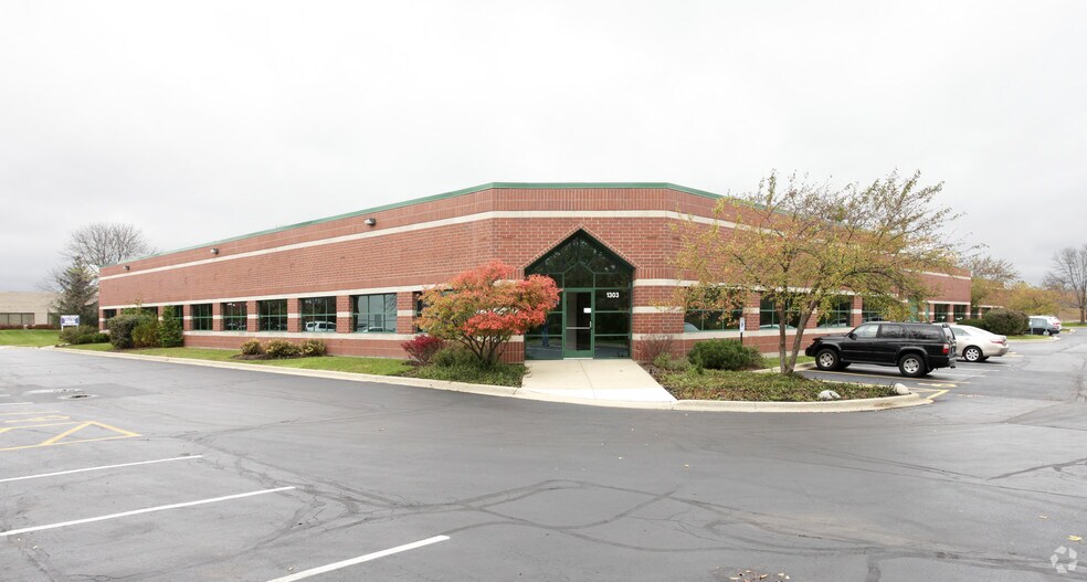 1303-1359 Barclay Blvd, Buffalo Grove, IL à louer - Photo de l’immeuble – Image 2 sur 19