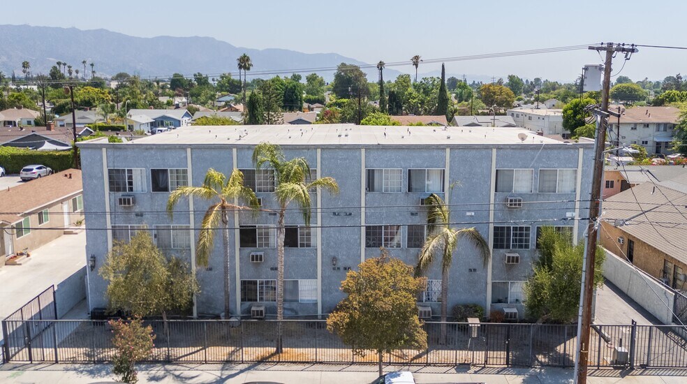 6242-6248 Vineland Ave, North Hollywood, CA à vendre - Photo de l’immeuble – Image 3 sur 20