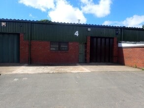 Slacky Ln, Walsall à louer Photo de l’immeuble– Image 2 sur 6