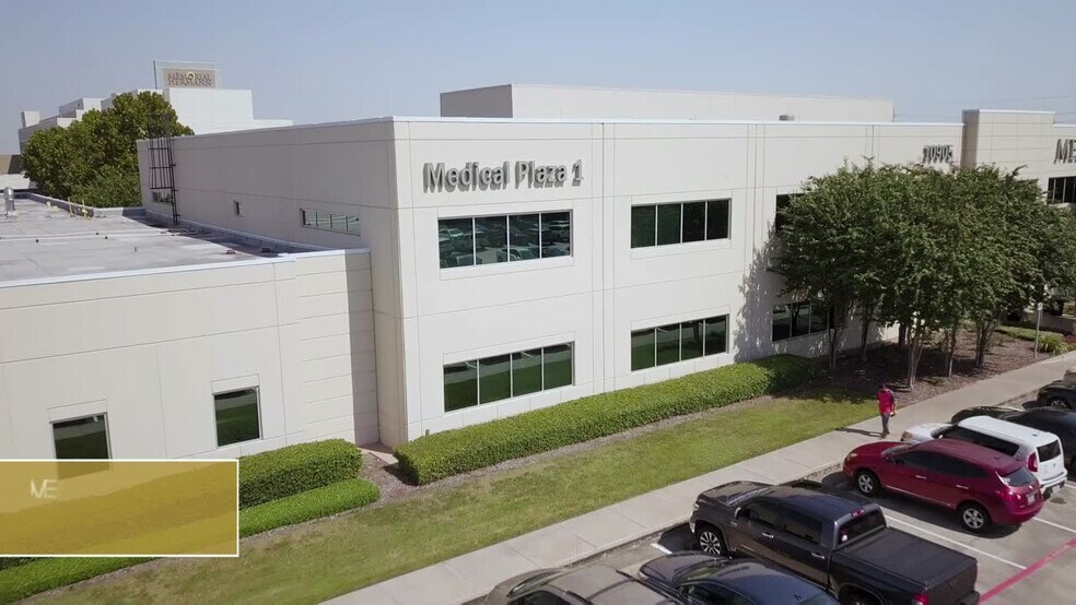 10907 Memorial Hermann Dr, Pearland, TX à louer - Vidéo sur l’annonce professionnelle – Image 2 sur 9