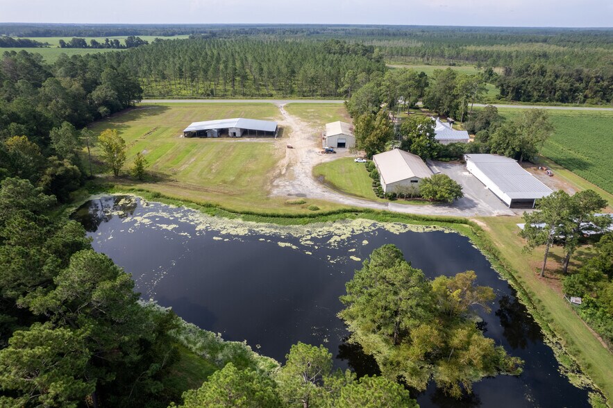 450 W Highway 64, Lakeland, GA à louer - Photo de l’immeuble – Image 1 sur 51