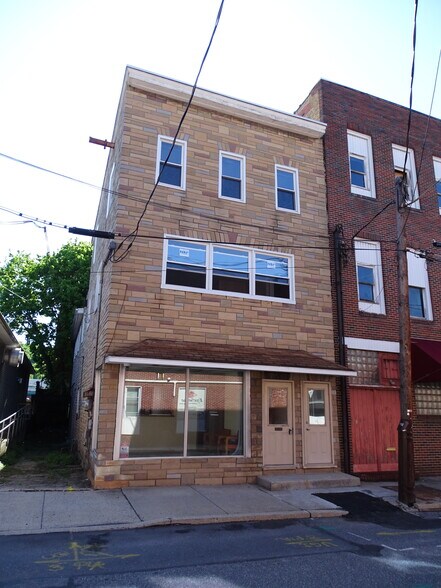 519 Rock St, Shamokin, PA à vendre - Photo de l’immeuble – Image 2 sur 52