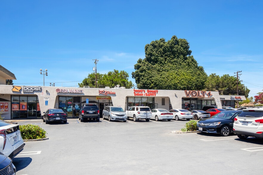 5237-5263 Paramount Blvd, Lakewood, CA à vendre - Photo de l’immeuble – Image 3 sur 30
