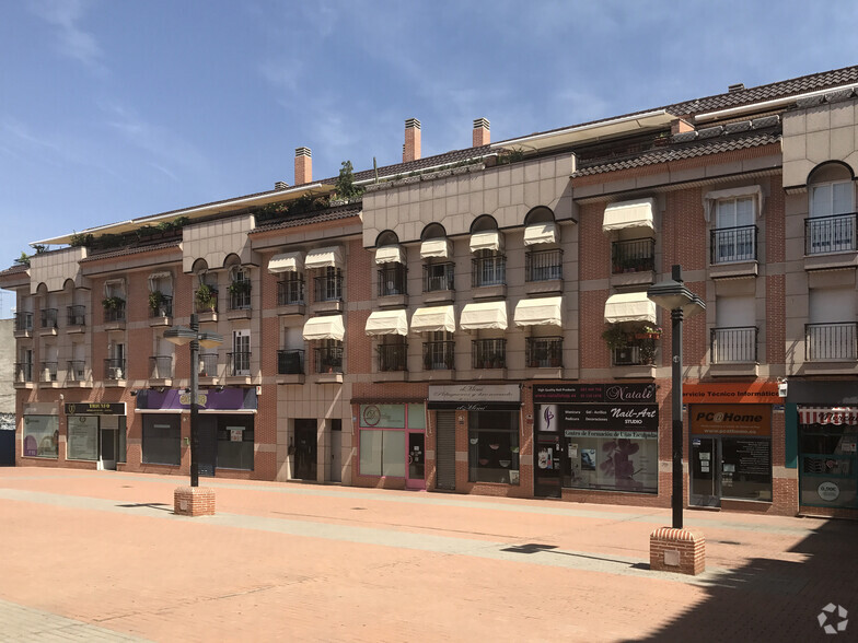 Plaza de Ventura Rodríguez, 3, Leganés, Madrid à vendre - Photo de l’immeuble – Image 2 sur 3