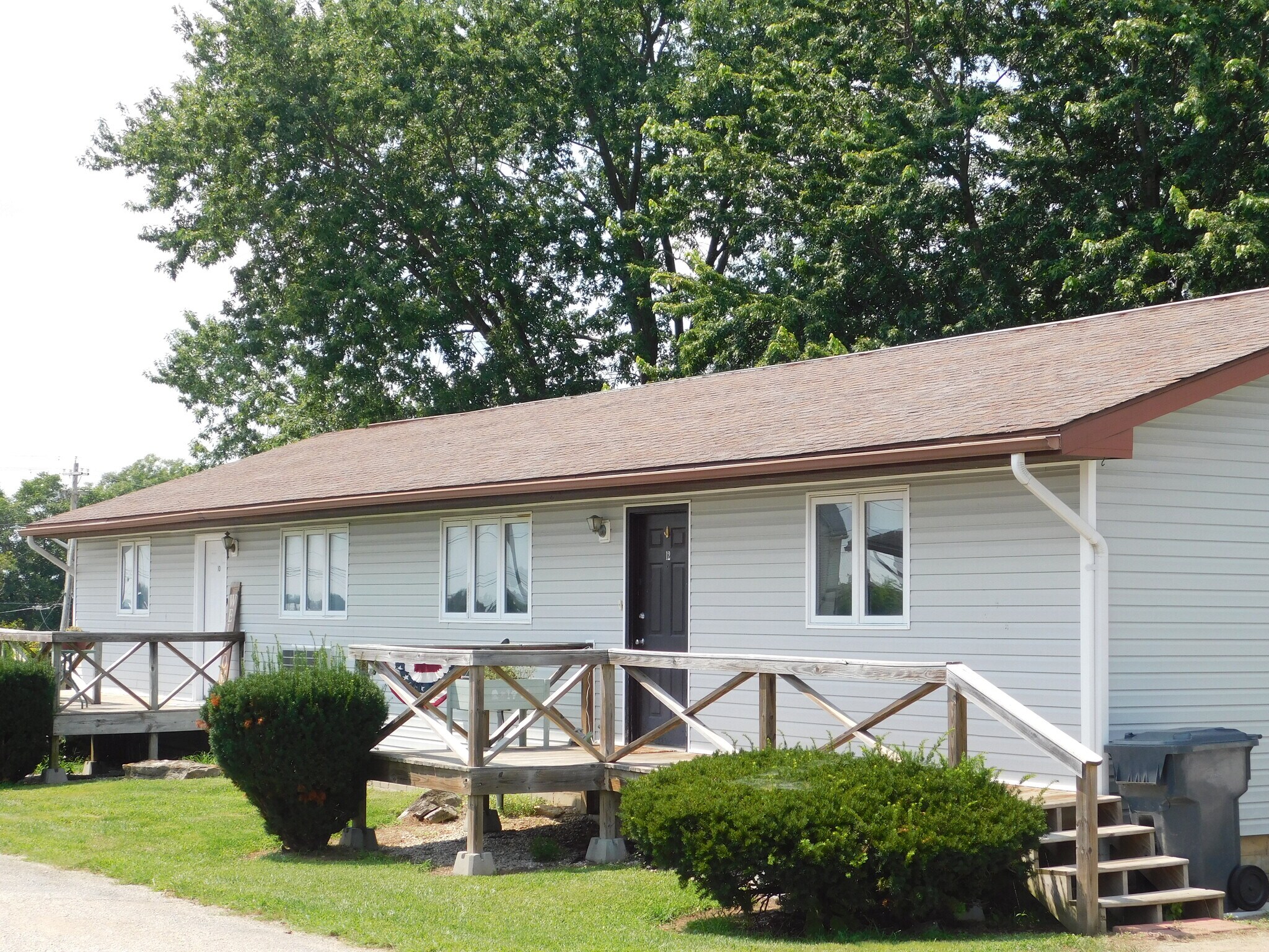 10 Campbell Ct, Salem, IN à vendre Photo principale– Image 1 sur 18