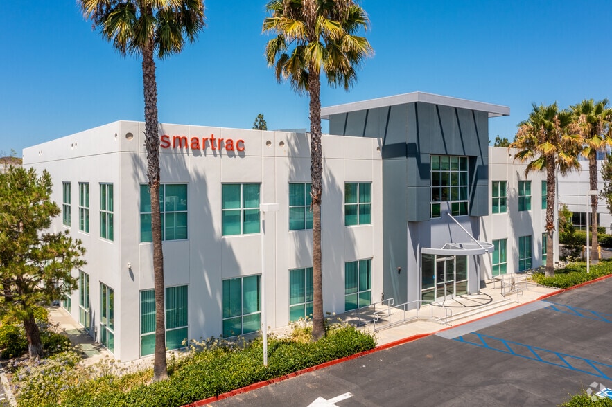 9008 Research Dr, Irvine, CA à vendre - Photo principale – Image 1 sur 2