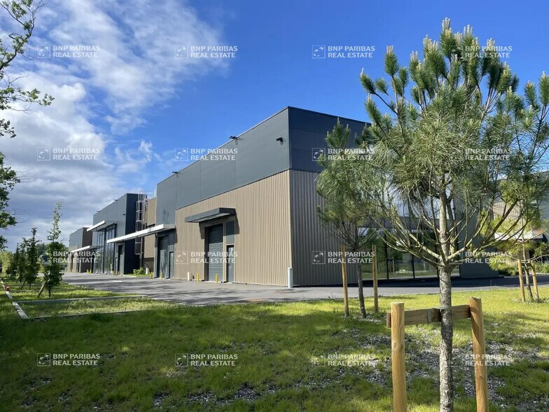7 Rue Léon Morane, Mérignac à louer - Photo de l’immeuble – Image 2 sur 30