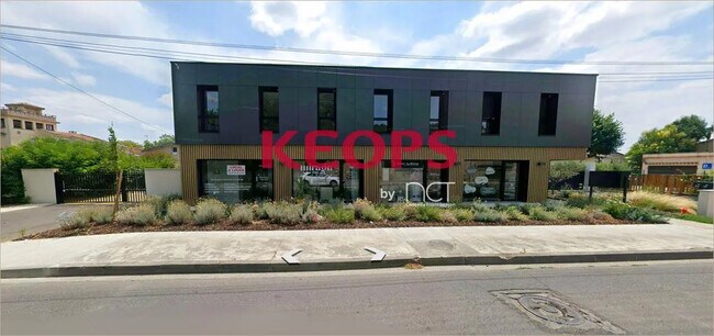 Plus de détails pour Local commercial à louer