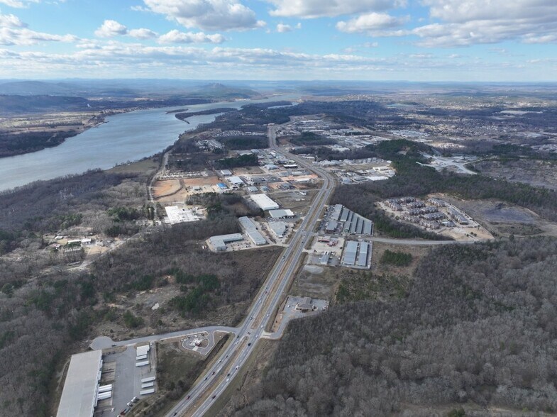 9700 Maumelle Blvd, North Little Rock, AR à louer - Photo de l’immeuble – Image 2 sur 8