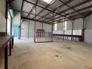 452 FM 306, New Braunfels, TX à louer Photo intérieure– Image 2 sur 7
