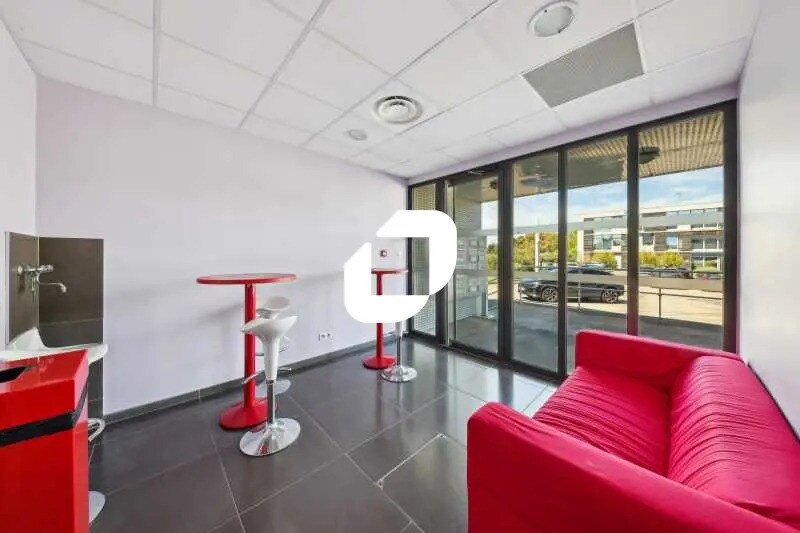 Bureau dans Castelnau-le-Lez à louer - Photo de l’immeuble – Image 2 sur 11