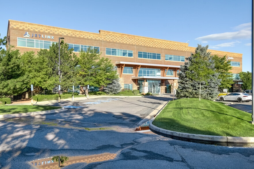 8001 S InterPort Blvd, Englewood, CO à louer - Photo de l’immeuble – Image 2 sur 9