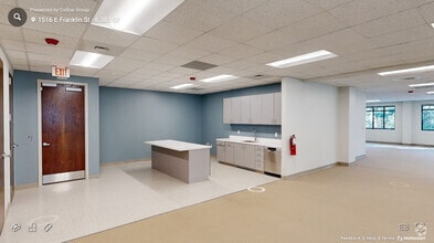 1512 E Franklin St, Chapel Hill, NC à louer Numérisation 3D Matterport– Image 1 sur 1