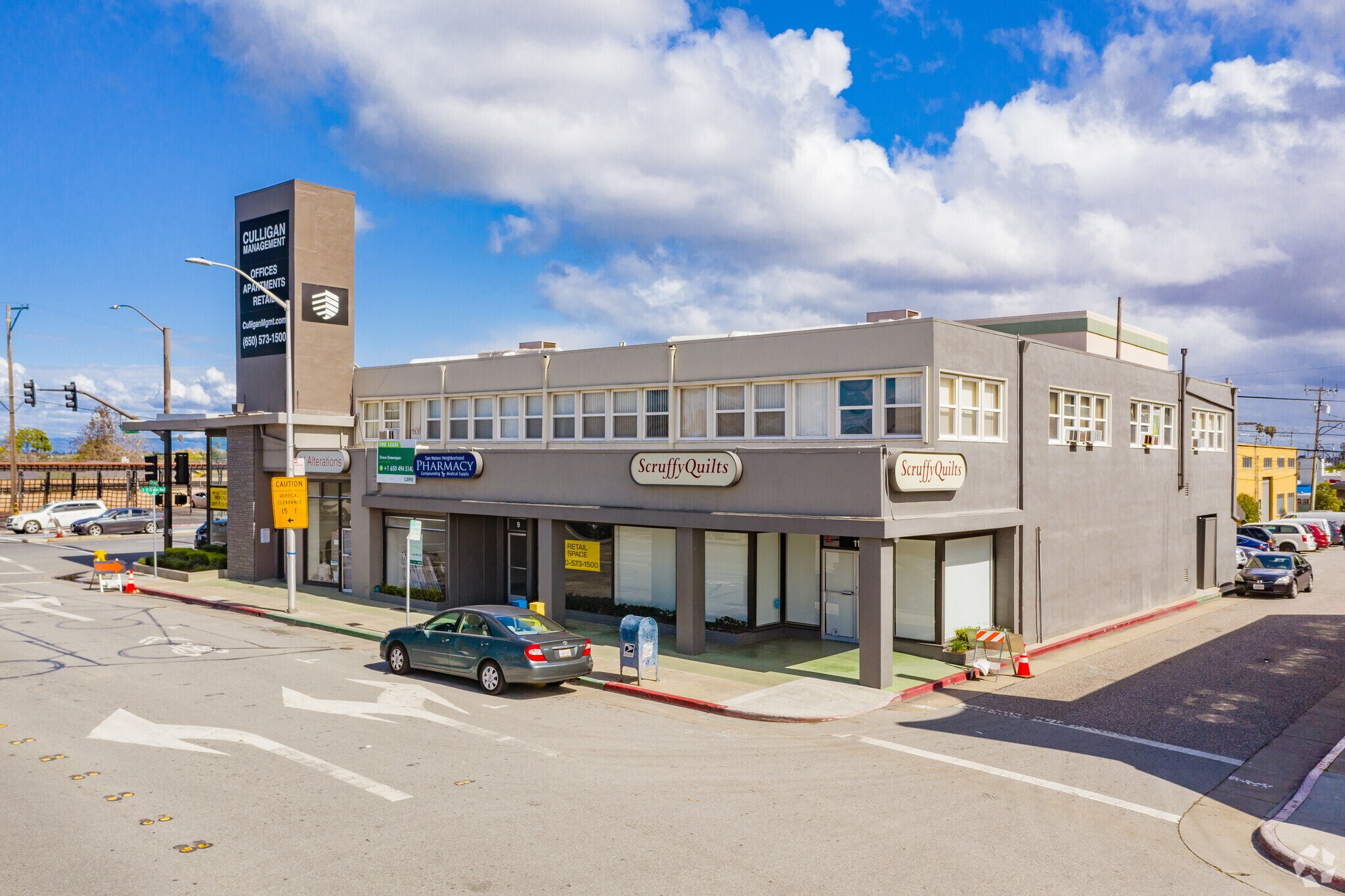 3 37th Ave W, San Mateo, CA à louer Photo principale– Image 1 sur 8