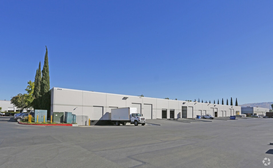 1712-1792 Little Orchard St, San Jose, CA à louer - Photo principale – Image 1 sur 8