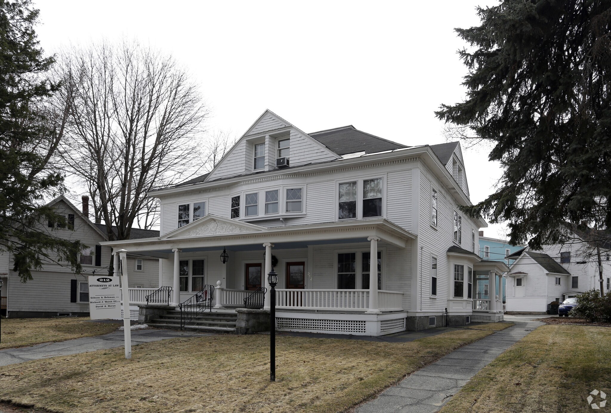 212 Coolidge Ave, Manchester, NH à louer Photo principale– Image 1 sur 9
