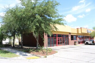 3126 Edgewood Ave, Jacksonville, FL à louer Photo intérieure– Image 1 sur 12