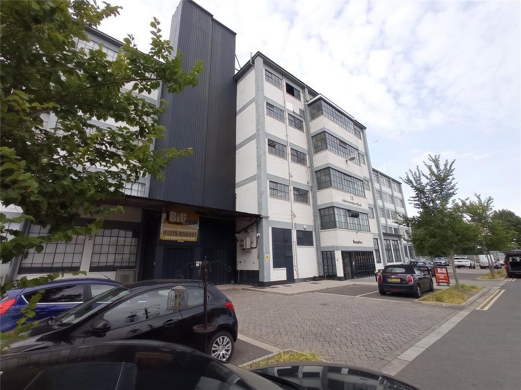 Princess Margaret Rd, Tilbury à louer Photo de l’immeuble– Image 1 sur 8