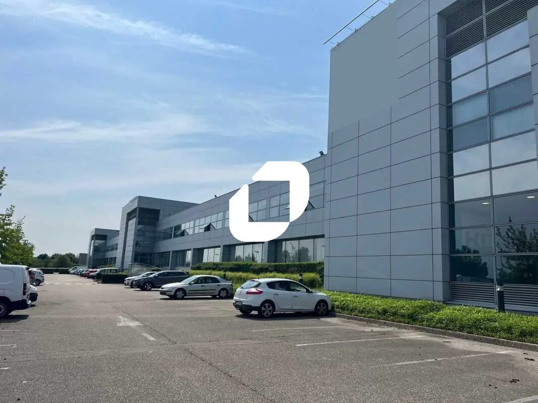 Bureau dans Vaulx-Milieu à louer Photo de l’immeuble– Image 1 sur 7