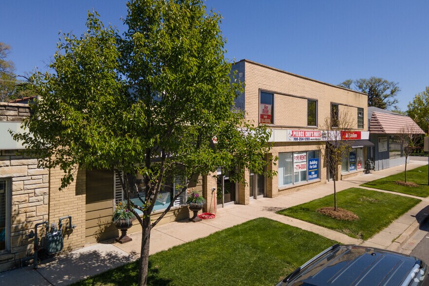 639-643 S La Grange Rd, La Grange, IL à louer - Photo de l’immeuble – Image 3 sur 6