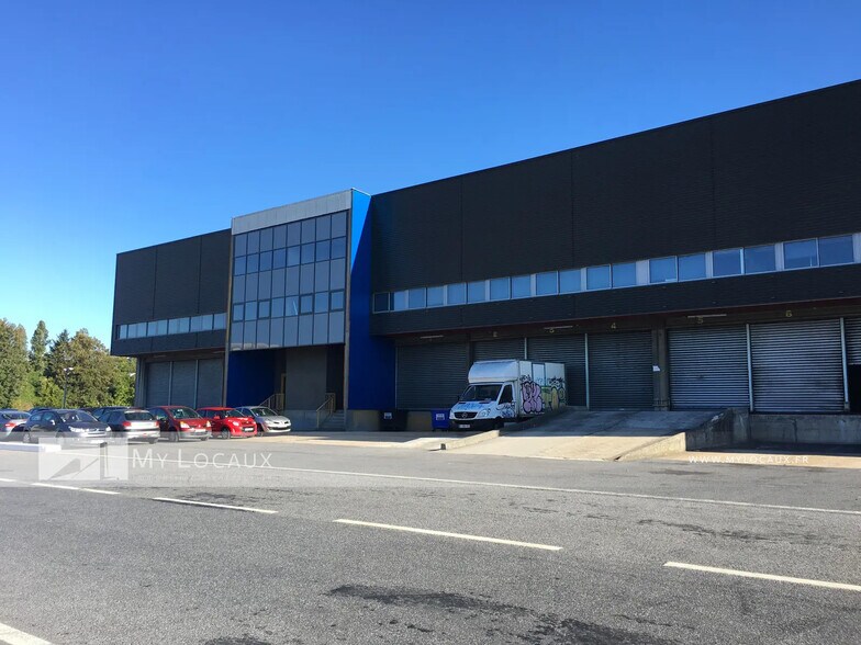 Industriel/Logistique dans Aulnay-sous-Bois à louer - Photo de l’immeuble – Image 1 sur 7