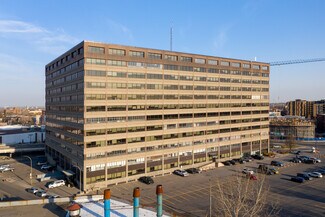 Plus de détails pour 5800 Rue Saint-Denis, Montréal, QC - Bureau à louer