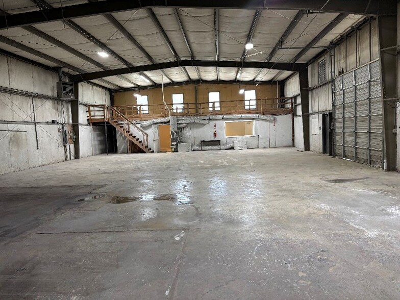 155 Industrial Way, Fayetteville, GA à vendre - Photo intérieure – Image 3 sur 6