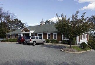 Plus de détails pour 1370 S County Trl, East Greenwich, RI - Bureau à louer