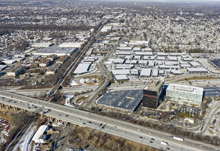 280 N Midland Ave, Saddle Brook, NJ à louer Photo de l’immeuble– Image 2 sur 7