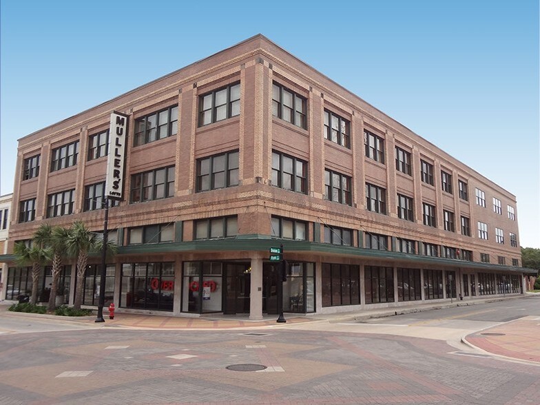 625 Ryan St, Lake Charles, LA à vendre - Photo de l’immeuble – Image 2 sur 70