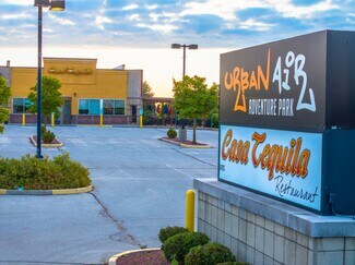 Plus de détails pour 2423 N Kossow Rd, Waukesha, WI - Local commercial à vendre