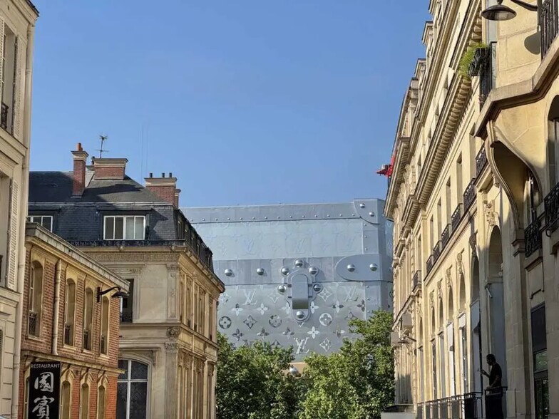 Bureau dans Paris à louer - Photo de l’immeuble – Image 3 sur 13