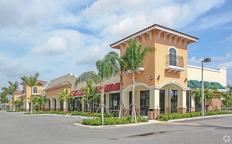 6370 N State Road 7, Coconut Creek, FL à louer - Photo principale – Image 1 sur 4