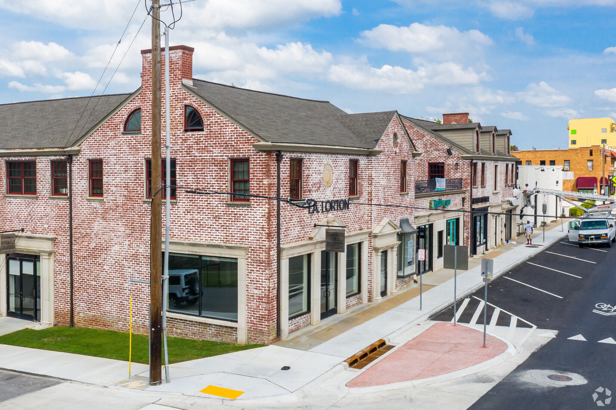 1325-1341 E 15th St, Tulsa, OK à louer Photo de l’immeuble– Image 1 sur 3