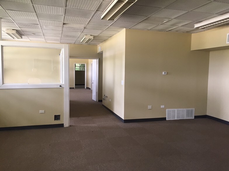 200 Presto Ln, Jackson, MS à vendre - Photo de l’immeuble – Image 2 sur 5