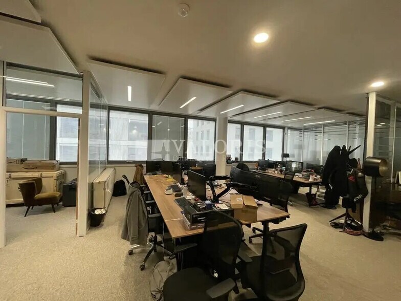 Bureau dans Lyon à louer - Photo de l’immeuble – Image 3 sur 22