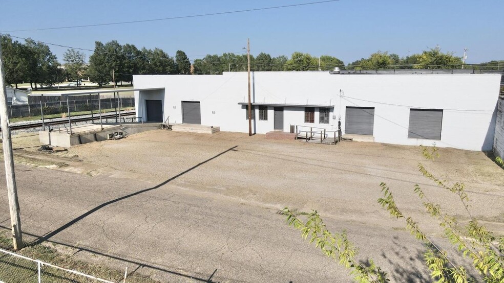 803 9th St S, Columbus, MS à louer - Photo de l’immeuble – Image 2 sur 22