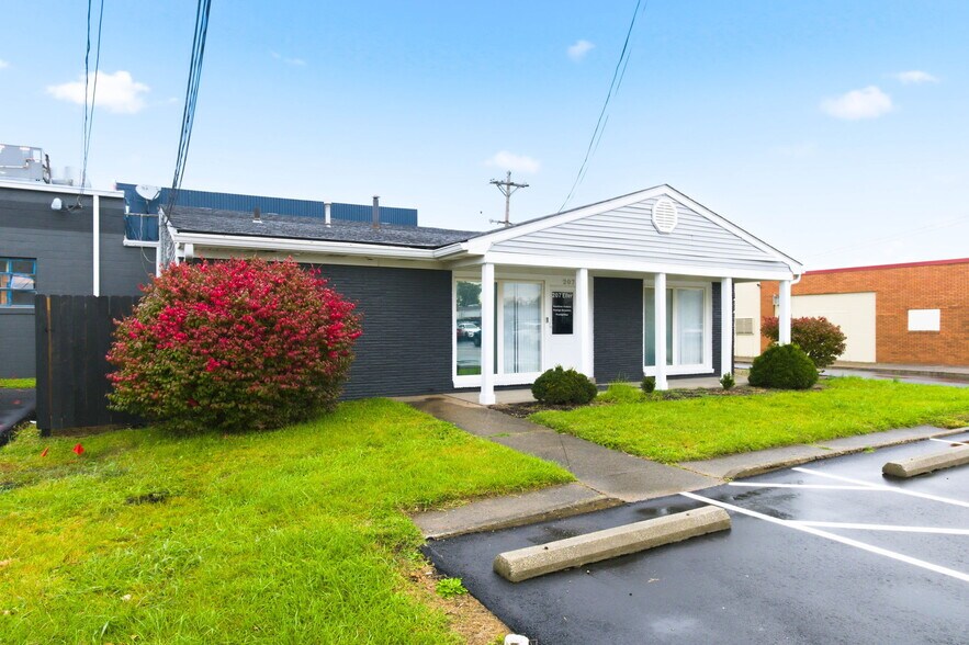 207 Eiler Ave, Louisville, KY à vendre - Photo de l’immeuble – Image 2 sur 26