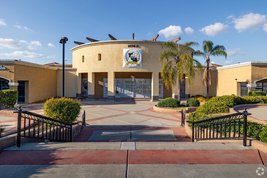 23750 Alessandro Blvd, Moreno Valley, CA à vendre - Photo de l’immeuble – Image 3 sur 8