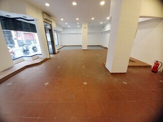 Plus de détails pour Local commercial à vendre