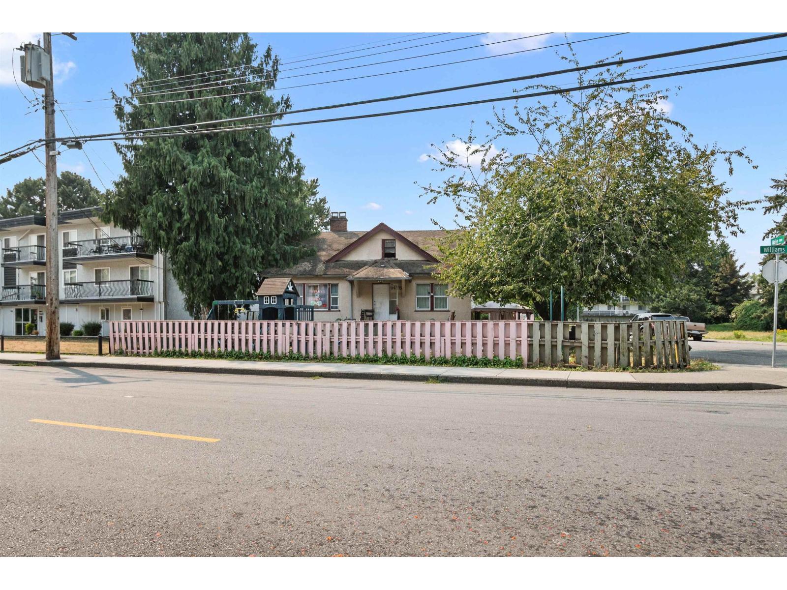 9475 Williams St, Chilliwack, BC à vendre Photo principale– Image 1 sur 6