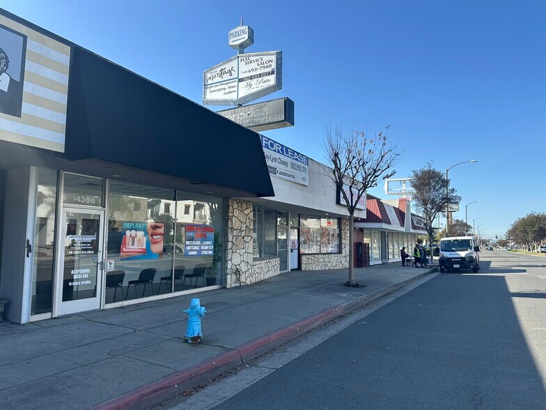 14364-14366 Whittier Blvd, Whittier, CA à louer - Photo de l’immeuble – Image 2 sur 9