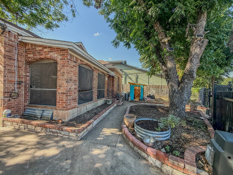 710 Northwestern Ave, Austin, TX à louer - Photo de l’immeuble – Image 2 sur 30