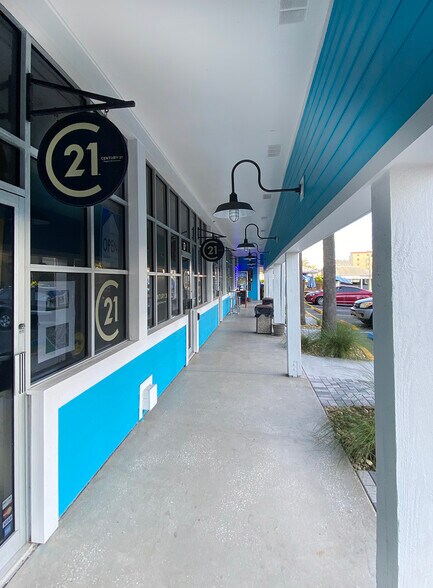 14995 Gulf Blvd, Madeira Beach, FL à louer - Photo de l’immeuble – Image 3 sur 8