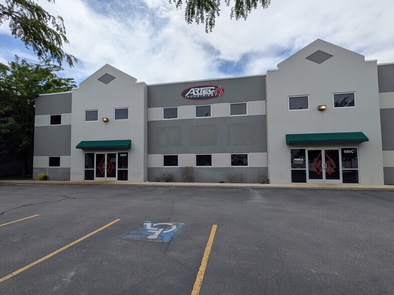 585 N 700 W, North Salt Lake, UT à vendre - Photo de l’immeuble – Image 2 sur 5