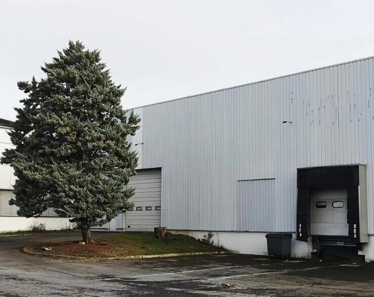 Industriel/Logistique dans Reims à louer - Photo de l’immeuble – Image 1 sur 12