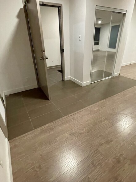 250 Av Dunbar, Mont-Royal, QC à louer - Photo intérieure – Image 3 sur 7